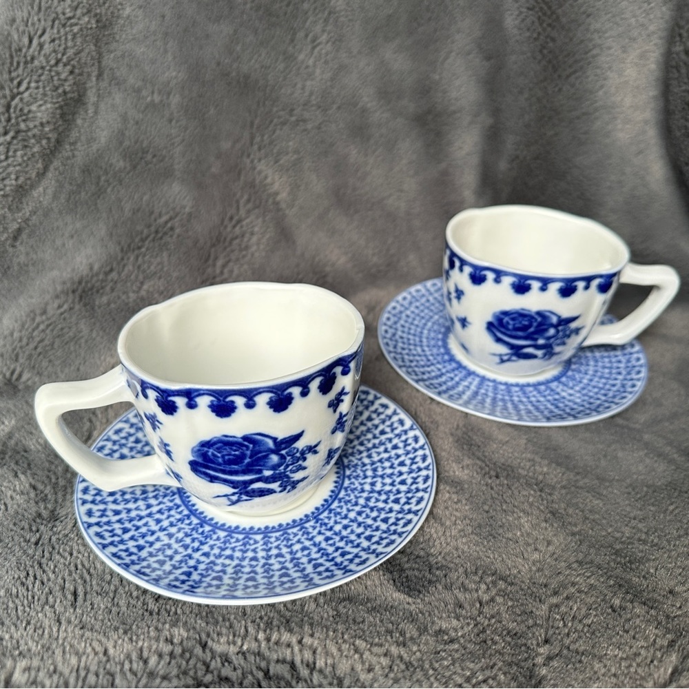 2 Provence rose flower butterfly‎ Blue Teacups Coffee Cups Blue Flowers on white